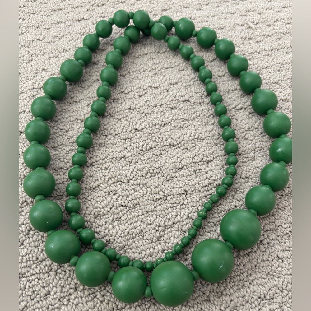 Green Beaded Necklace